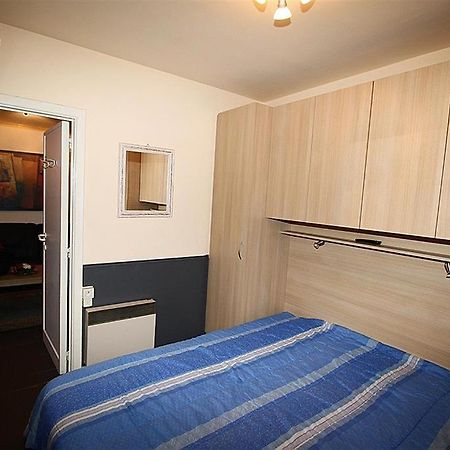 Appartement Dahlia Garden 8P De Haan Eksteriør bilde